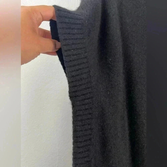 Isaac Mizrahi Live Cashmere Oversized Poncho Sweater‎  Size XS - Picture 2 of 13